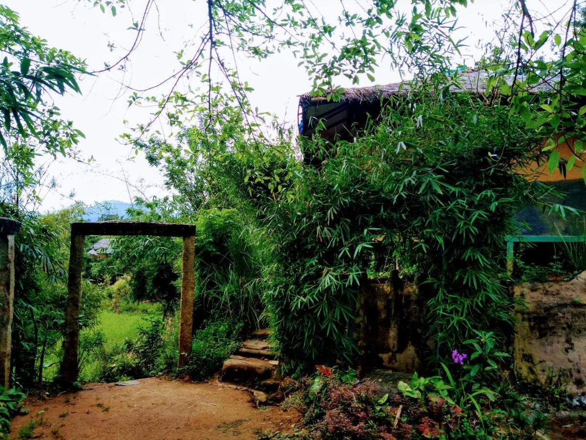 Koomankolly Resort Thirunelly Buitenkant foto