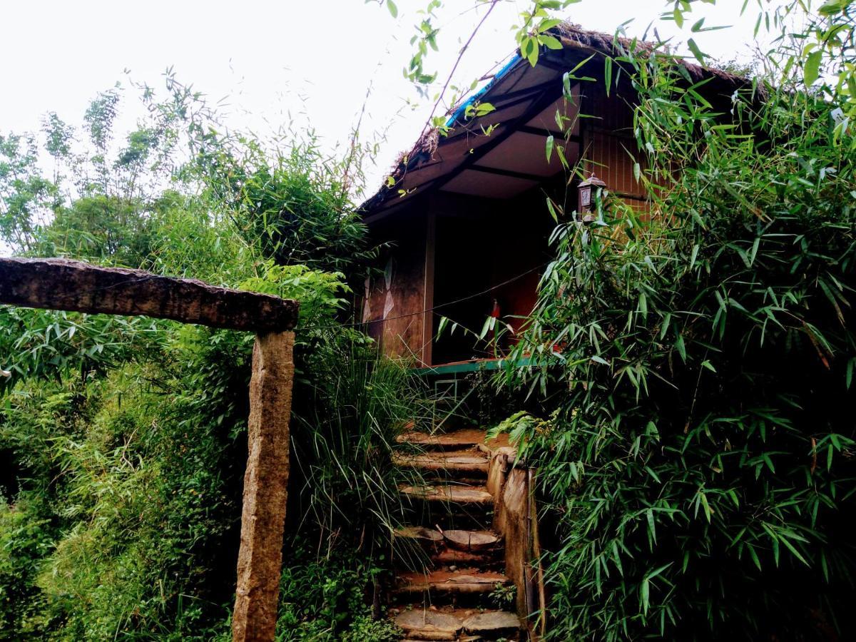 Koomankolly Resort Thirunelly Buitenkant foto