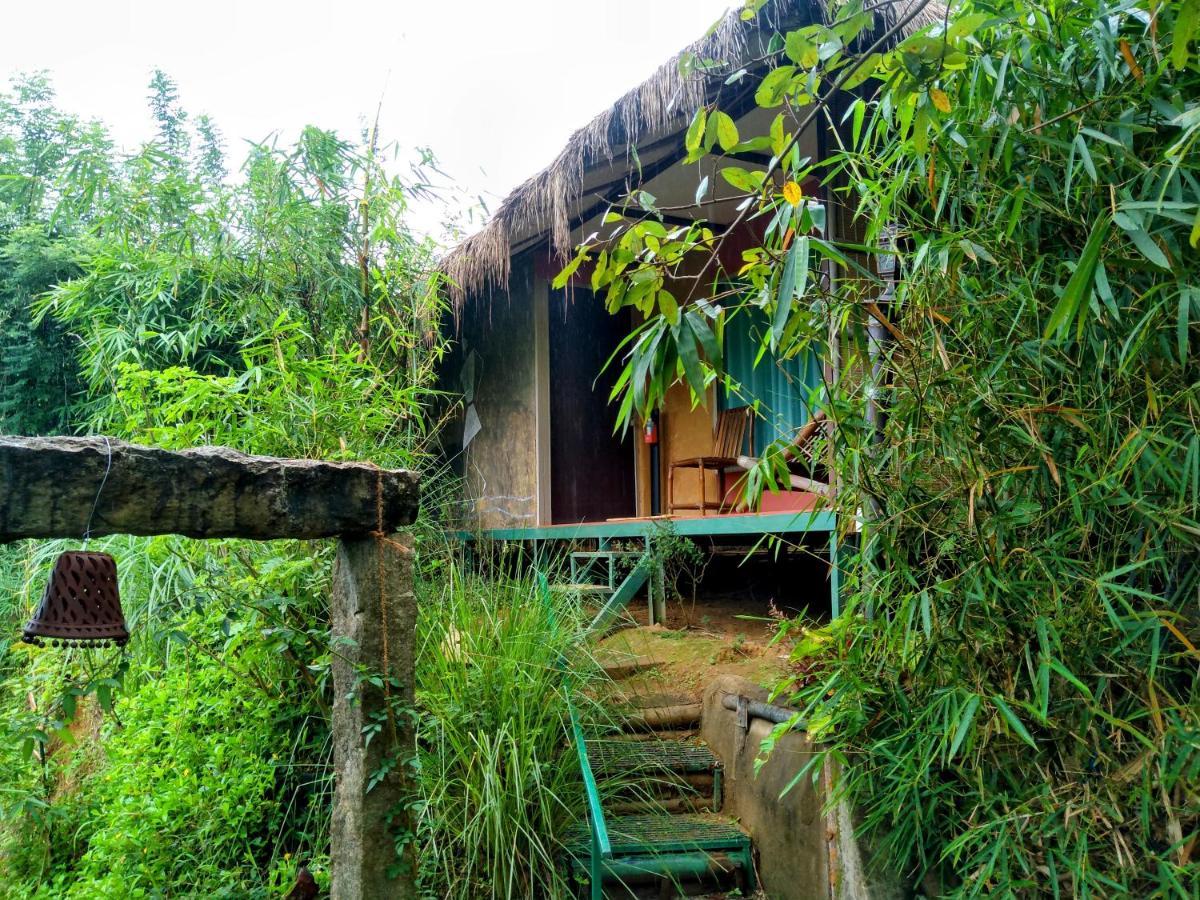 Koomankolly Resort Thirunelly Buitenkant foto