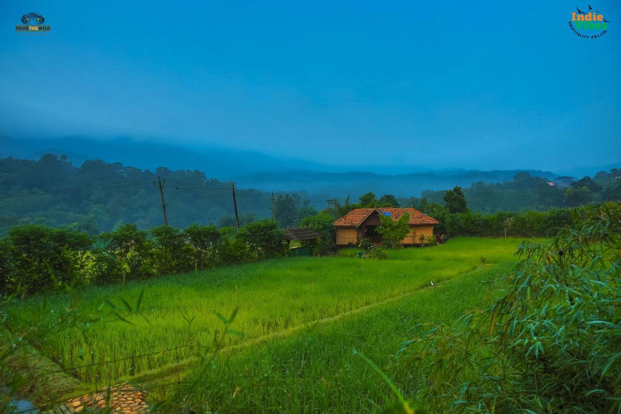 Koomankolly Resort Thirunelly Buitenkant foto