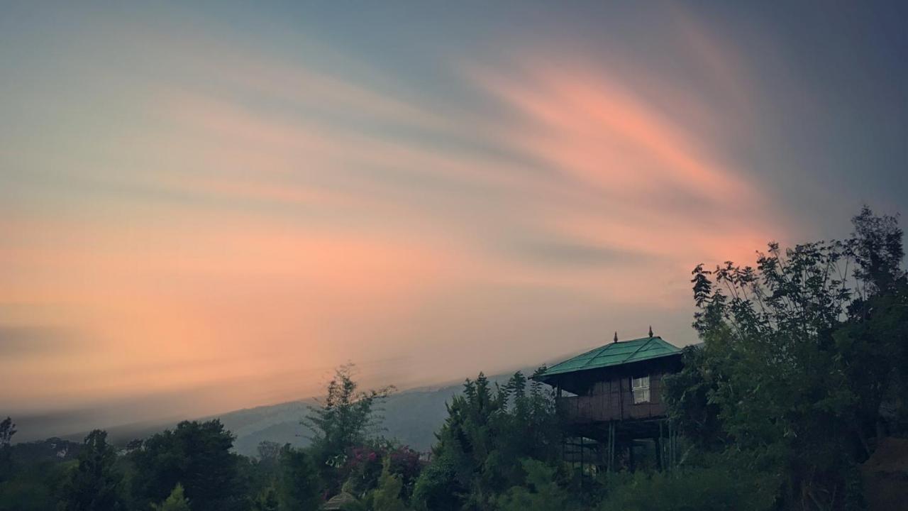 Koomankolly Resort Thirunelly Buitenkant foto